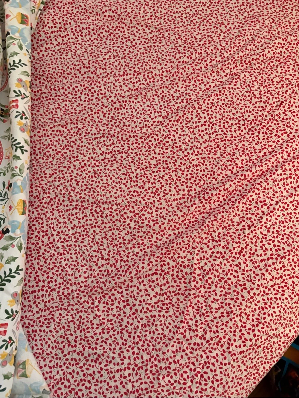 Laura Ashley Queen Fitted Sheet & Pillowcase Set – Red/White Floral Berry Print